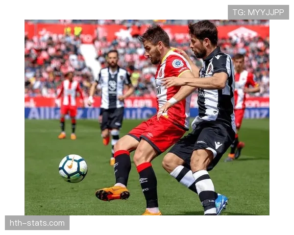 奥萨苏纳边路闪电突袭，新战术引爆足坛热议