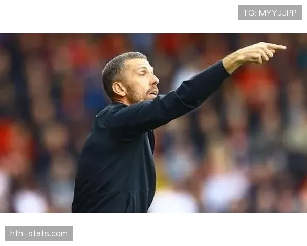 加里·奥尼尔分享伯恩茅斯新赛季目标与球队发展计划动态分析