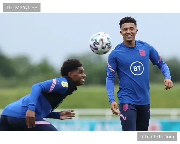 奥利塞与萨卡:英超右边锋终结能力与进攻参与度对比分析 奥利塞与萨卡:英超右边锋终结能力与进攻参与度对比分析