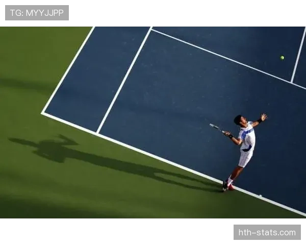 德约科维奇凌晨四点还在练发球，这人是真不用睡觉还是把咖啡当水喝？