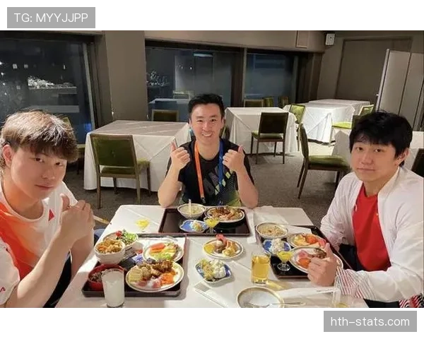 董志豪家里的冰箱都得准备个“豪华套餐”装够他那些怪怪爱好，真是活成了传说！